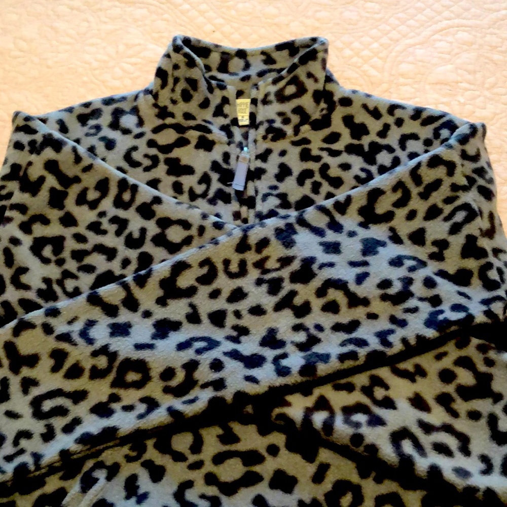Hippie Rose Animal Print Fleece like Pullover